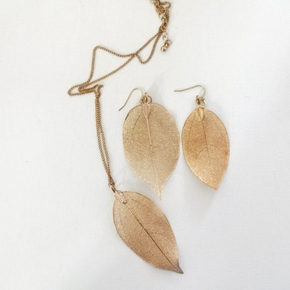 Anthropologie Golden Leaf Earrings & Necklace Set